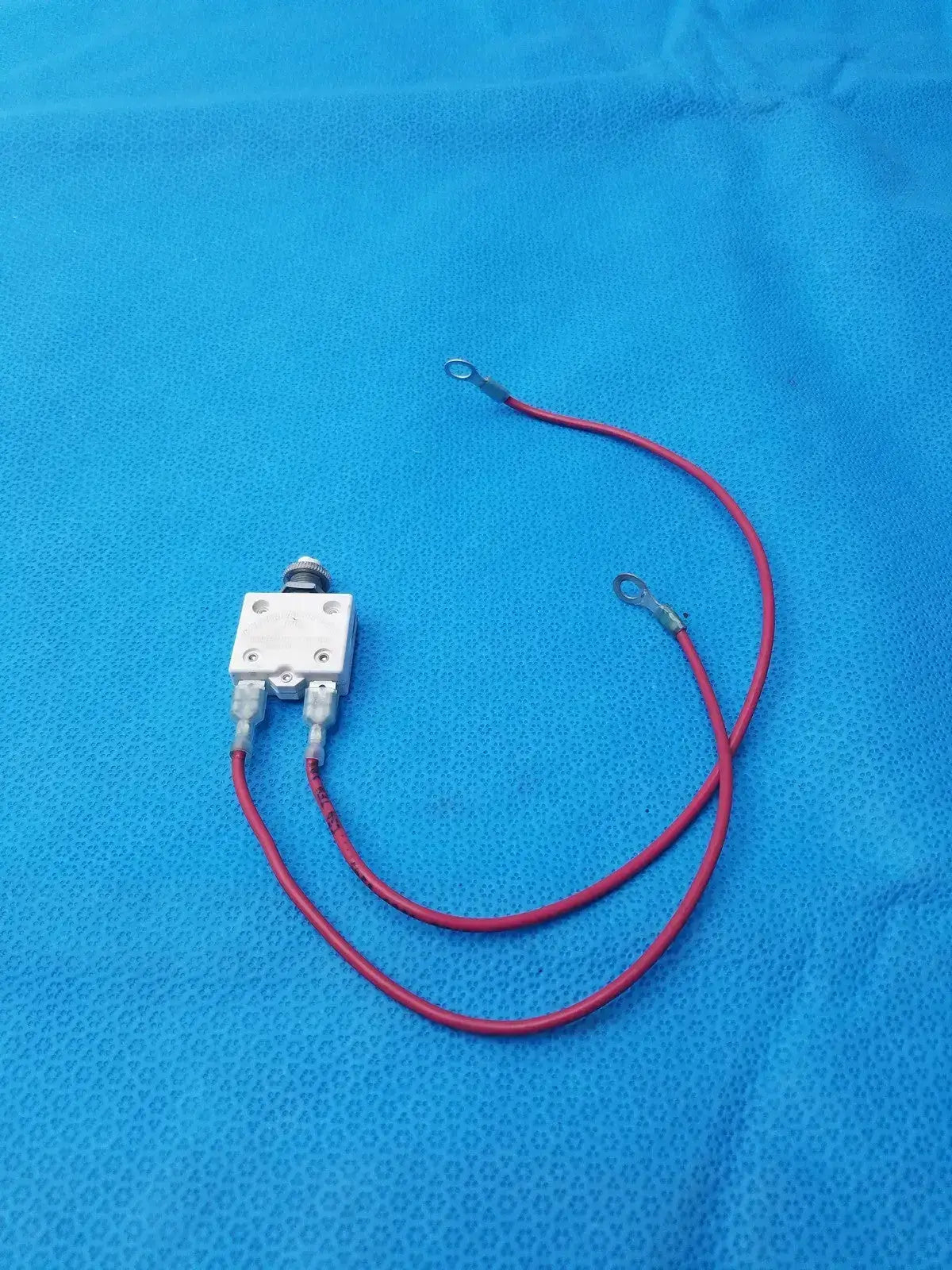 Thermal Circuit Breaker Push Button Reset 20A 250VAC 50VDC Ignition