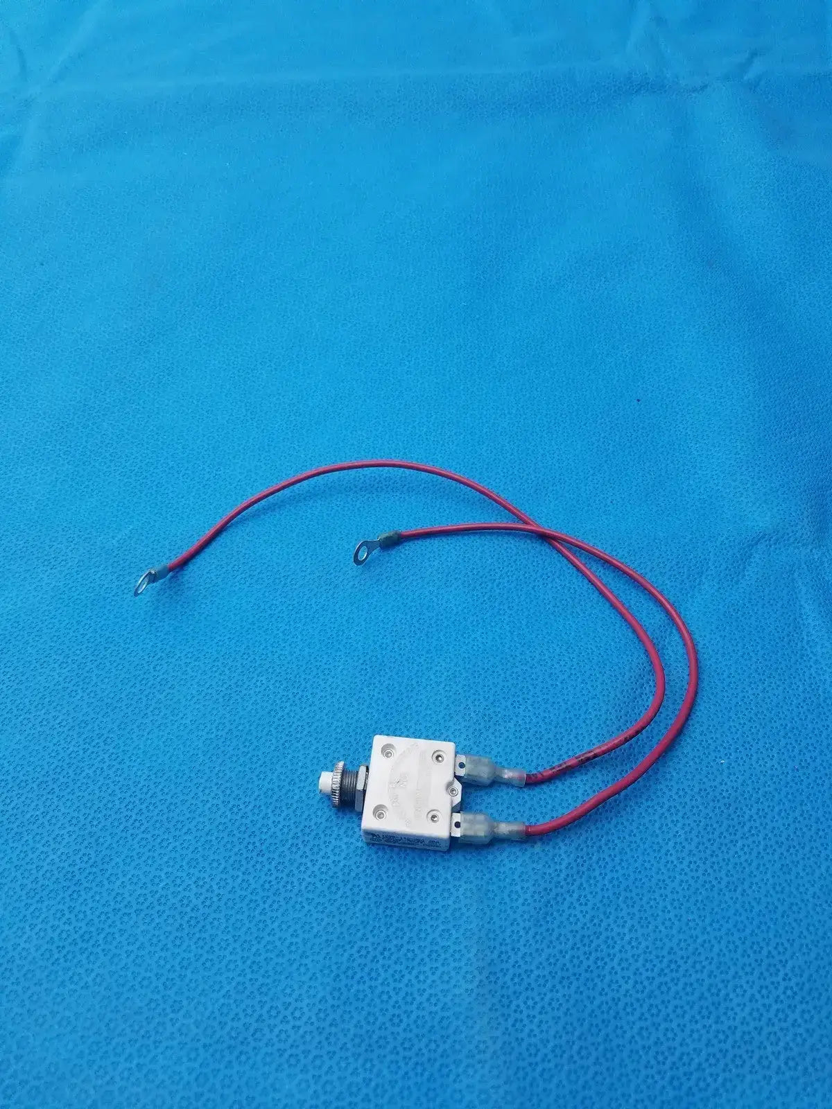 Thermal Circuit Breaker Push Button Reset 20A 250VAC 50VDC Ignition