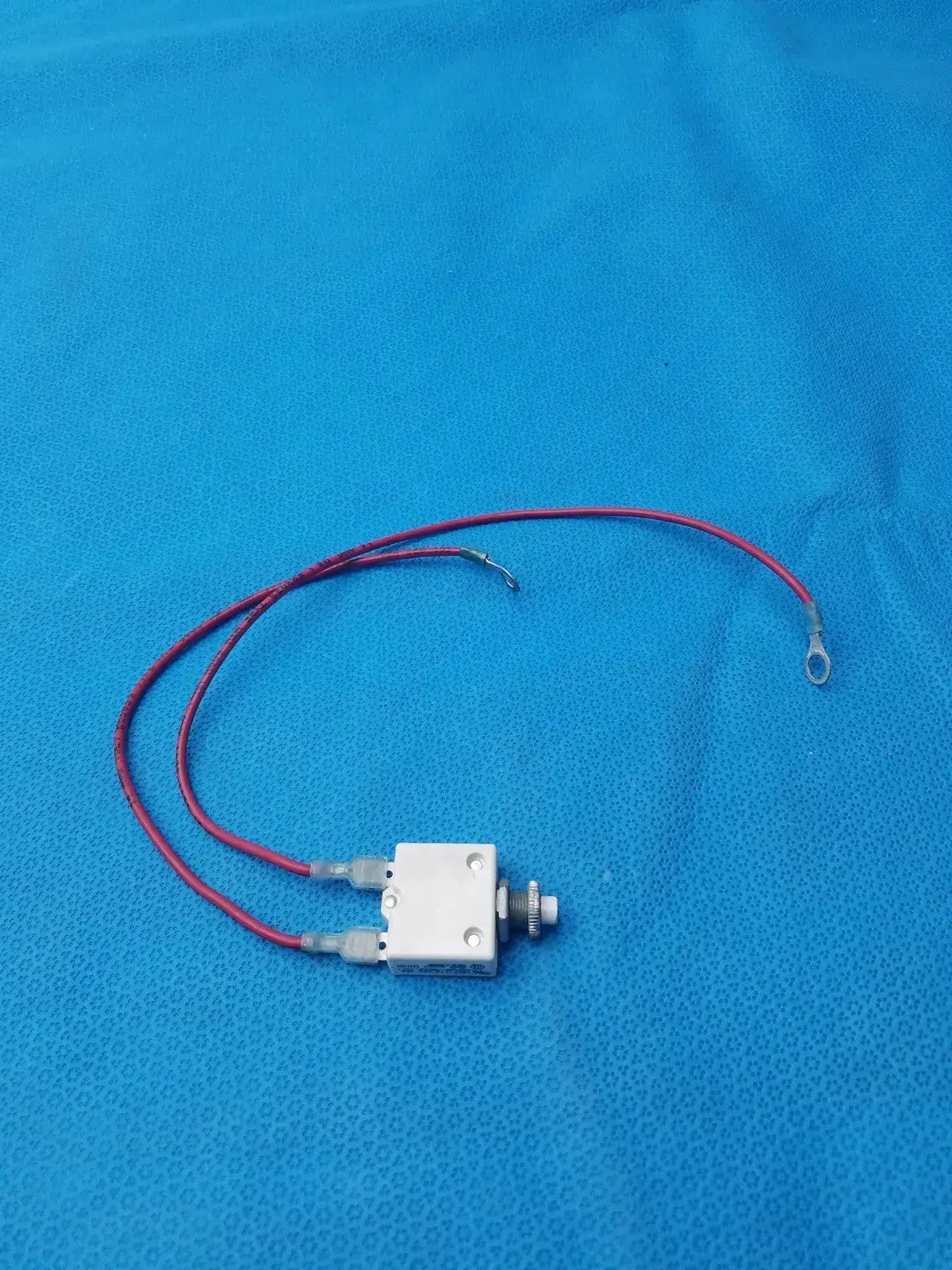 Thermal Circuit Breaker Push Button Reset 20A 250VAC 50VDC Ignition