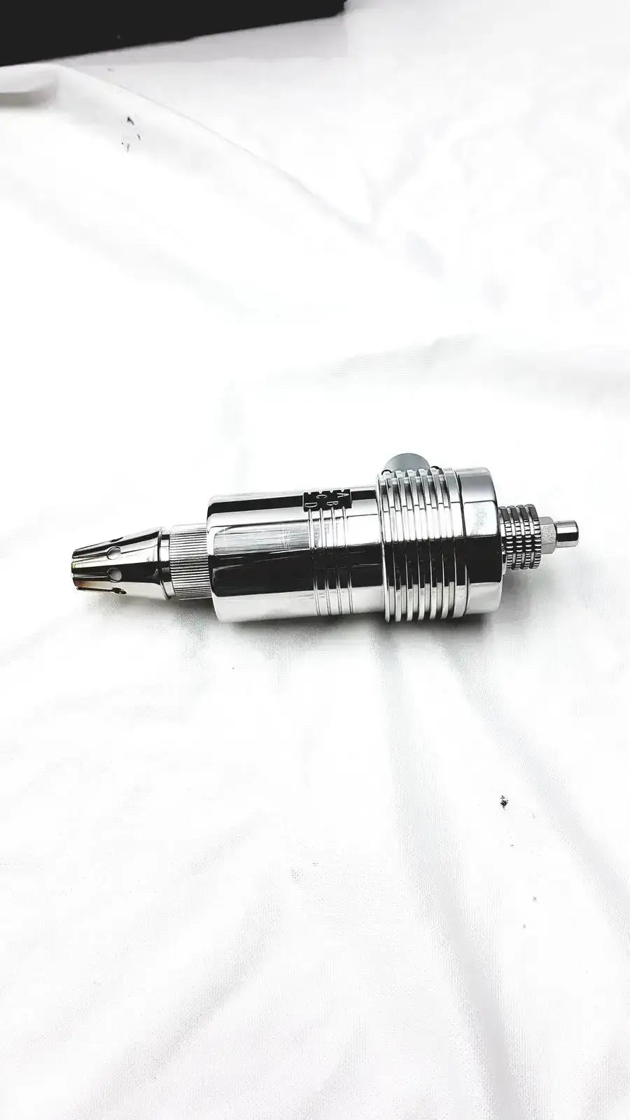 Shiny chrome-finished fisher apci probe with textured grip and threaded ends for ltq lcq tsq instruments