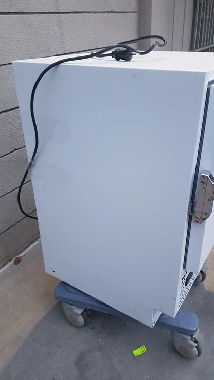 Thermo fisher Scientific MR05 Series Undercounter Lab Refrigerator - Laboratory