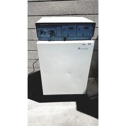 Thermo Forma 3110 Water-Jacketed Laboratory Incubator