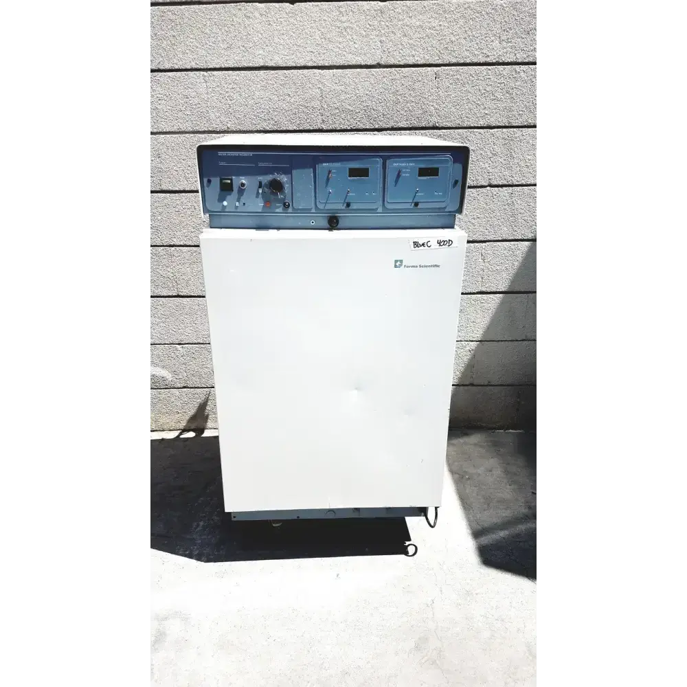Thermo Forma 3110 Water-Jacketed Laboratory Incubator