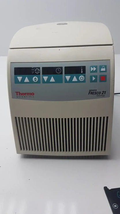 Thermo Scientific Heraeus Fresco 21 Refrigerated Centriifuge Microcentriifuge - Microcentrifuge