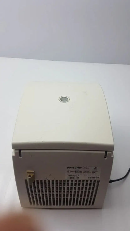 Thermo Scientific Heraeus Fresco 21 Refrigerated Centriifuge Microcentriifuge - Microcentrifuge