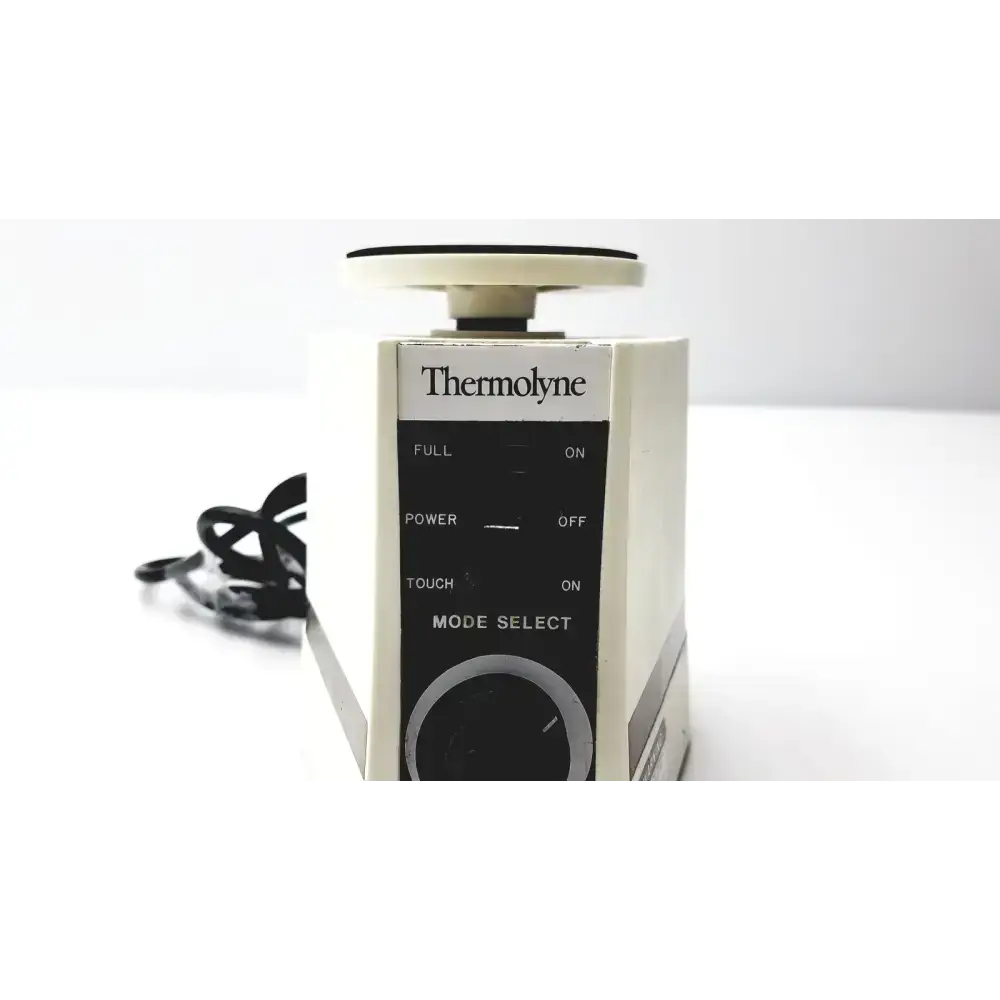 Thermolyne Maxi Mix II Type 37600 Mixer shaking - Laboratory