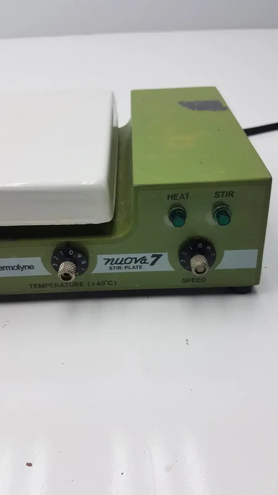 Thermolyne Sybron Corporation Nuova 7 Stirrer Model SP-18425 - Laboratory
