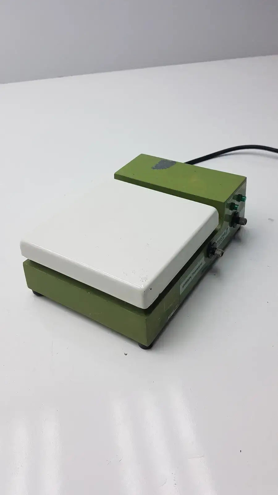 Thermolyne Sybron Corporation Nuova 7 Stirrer Model SP-18425 - Laboratory