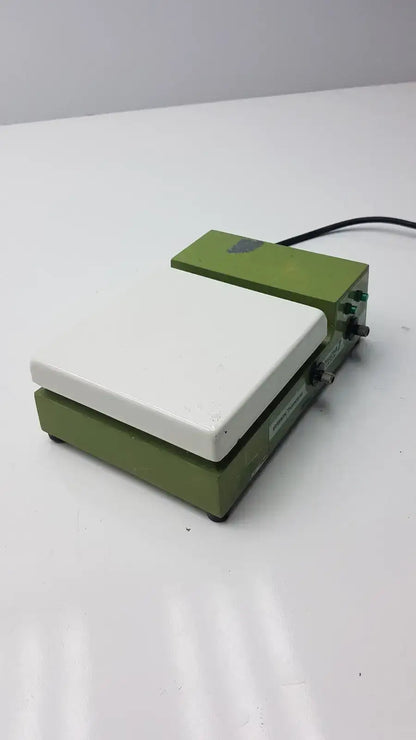 Thermolyne Sybron Corporation Nuova 7 Stirrer Model SP-18425 - Laboratory