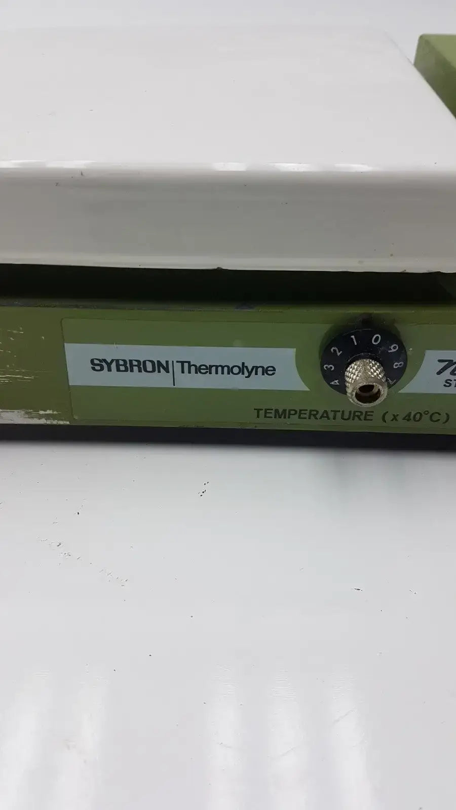 Thermolyne Sybron Corporation Nuova 7 Stirrer Model SP-18425 - Laboratory
