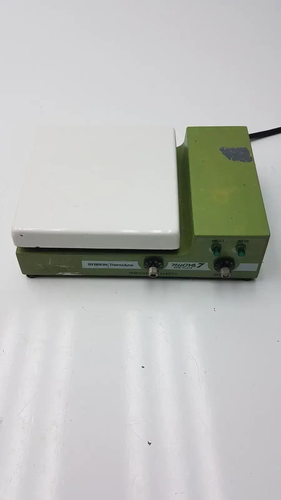 Thermolyne Sybron Corporation Nuova 7 Stirrer Model SP-18425 - Laboratory