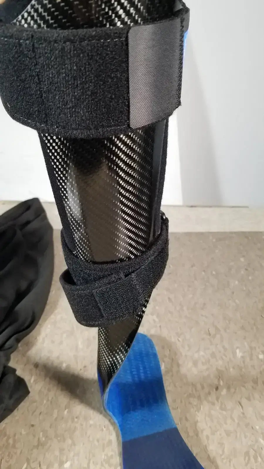 Thuasne SpryStep Carbon Fiber AFO Orthotic Right Foot Drop Brace Small - Ankle-Foot Orthosis (AFO)