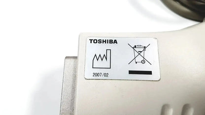 Toshiba pvt-382bt 3.5 mhz ultrasound transducer probe with white plastic casing and metallic side panel 2007/02 model
