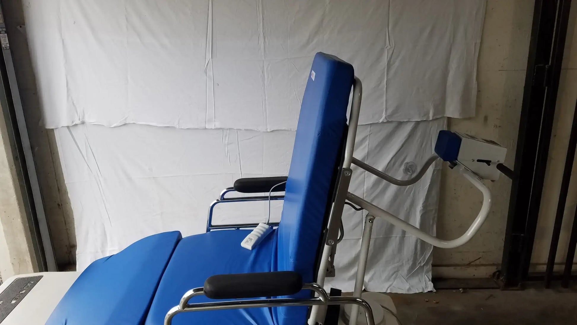 TransMotion TMM6 Power Drive Stretcher Chair