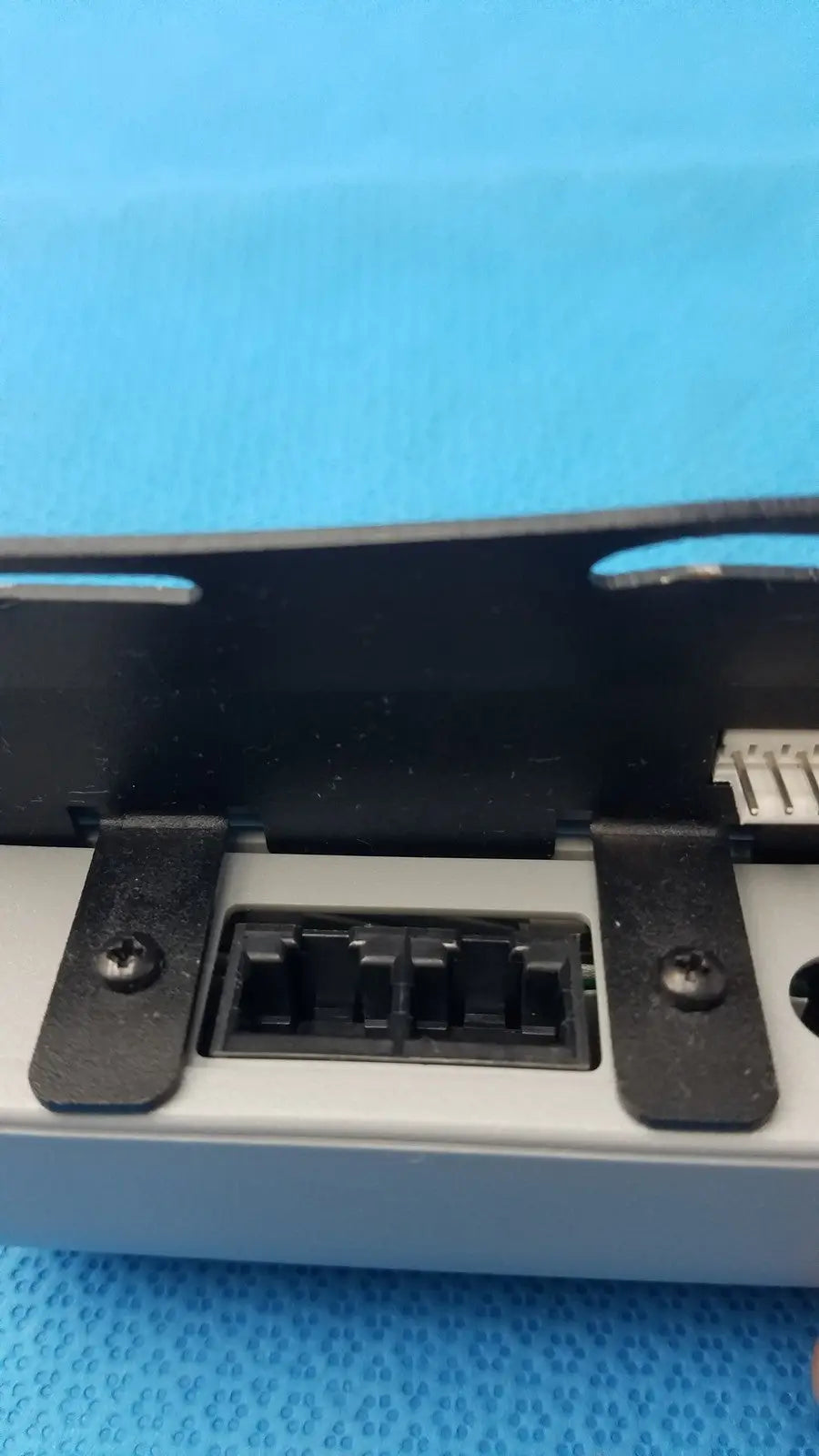 Tripp-Lite U-BDI Switch Pad Control Module for Valence U1-12RT Battery System
