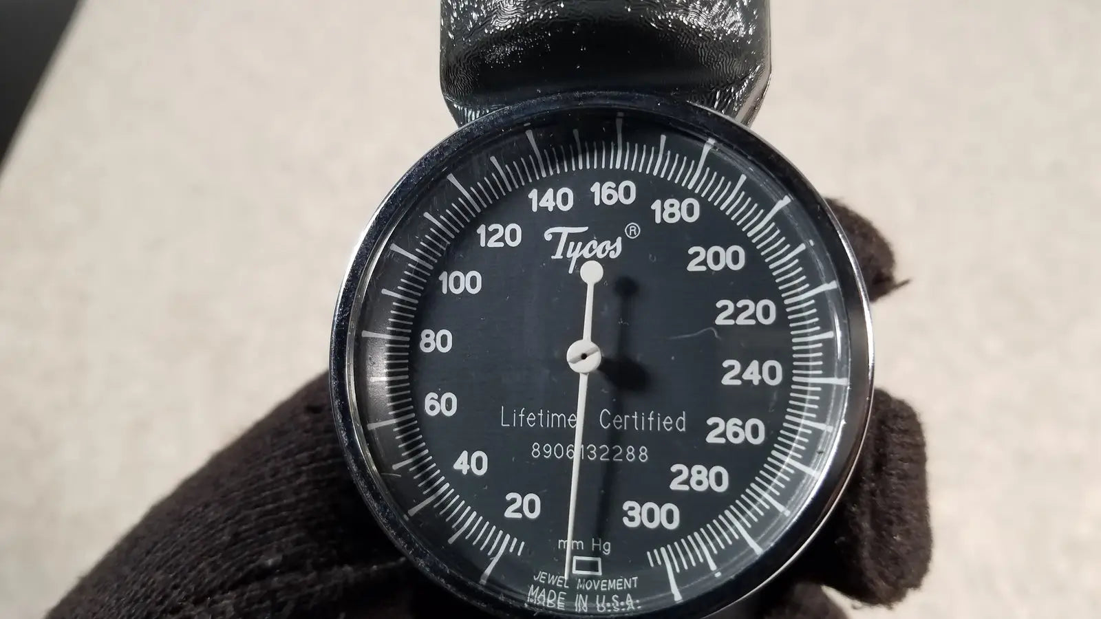 Tycos Hand Aneroid Gauge Lifetime Certified 8906132288 - Blood Pressure