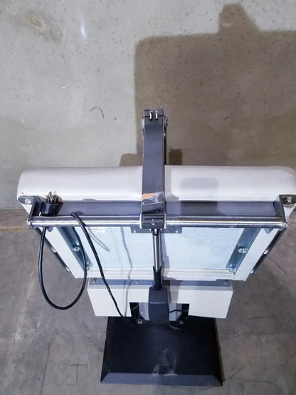 UMF 5020 Economy Power Procedure Chair Hand Control