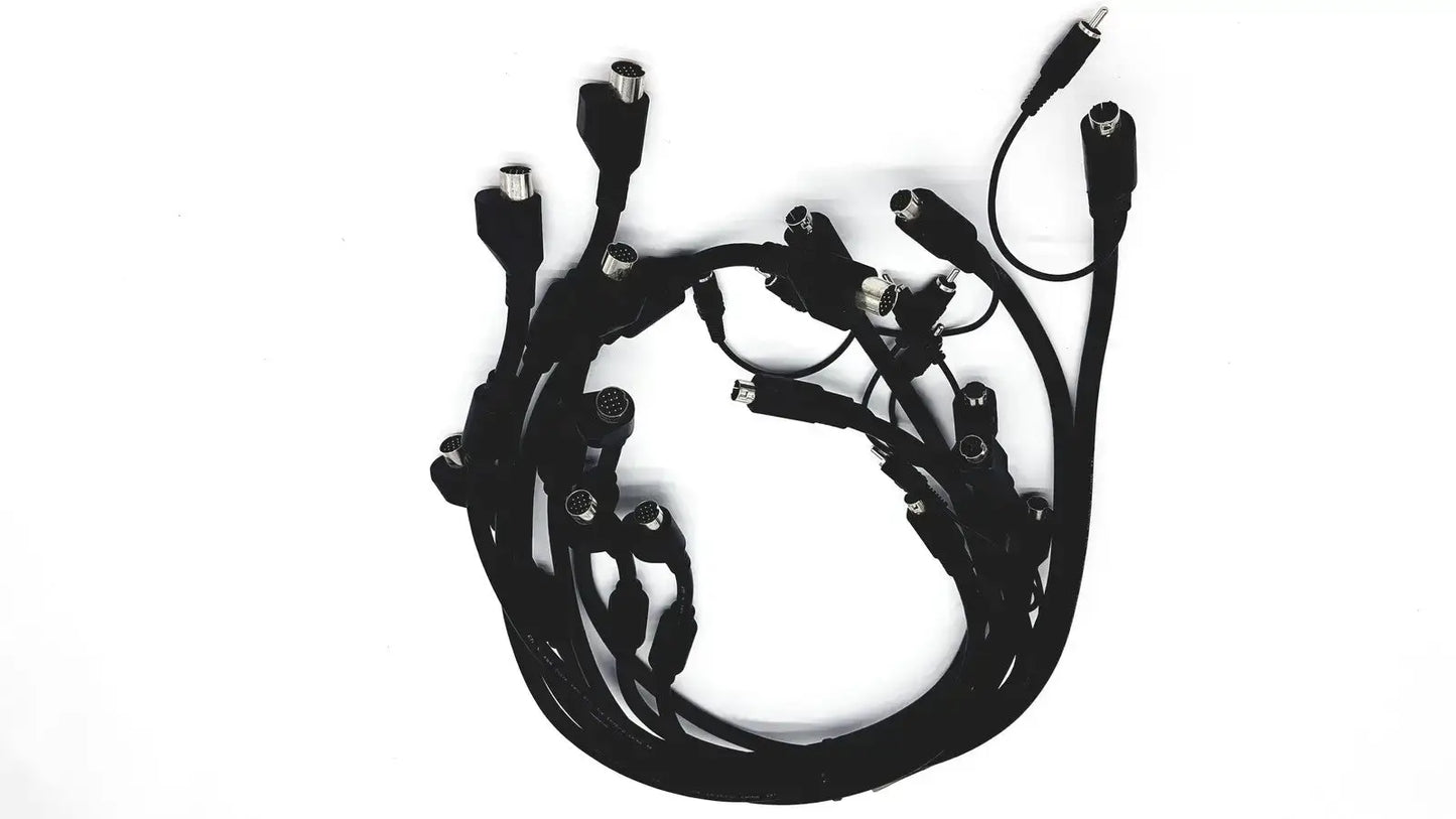 Unbranded Lot of Black Link Cables or Stereo Remote Adapter - & Adapters