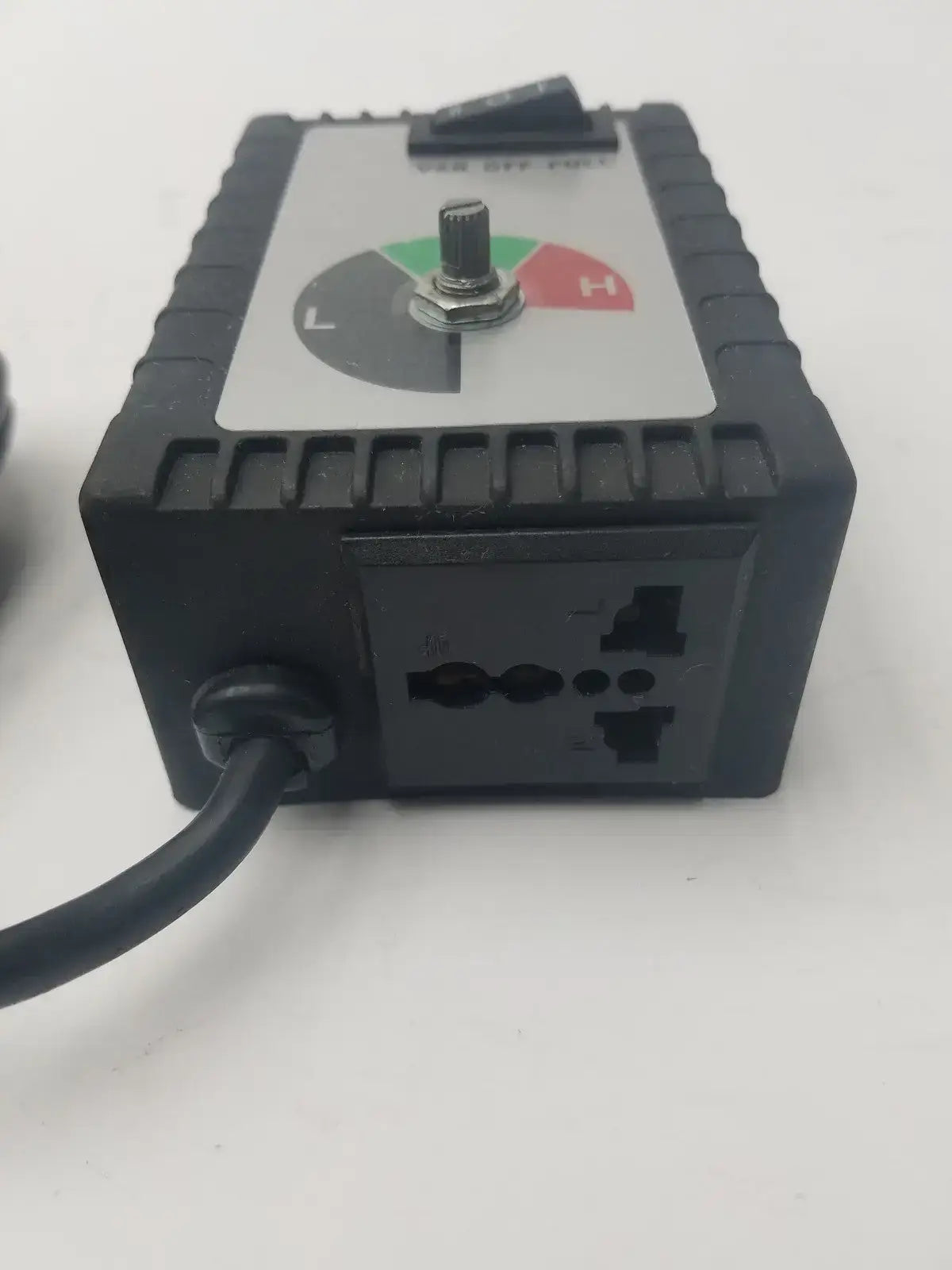 Universal AC Variable Speed Controller Outlet for Fan Motor Light
