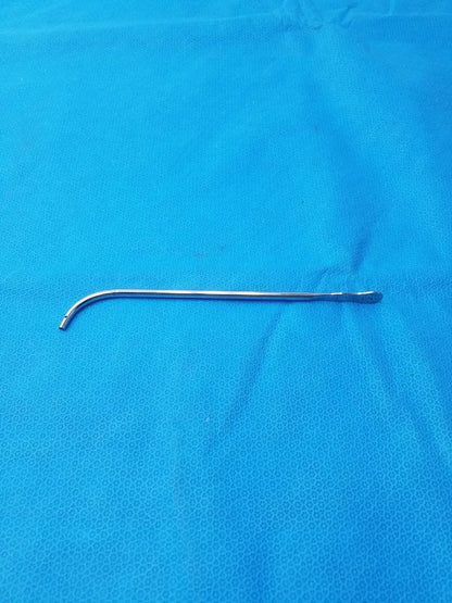V. Mueller XFAT05 GUB100 Stainless Steel Curved Surgical Instrument