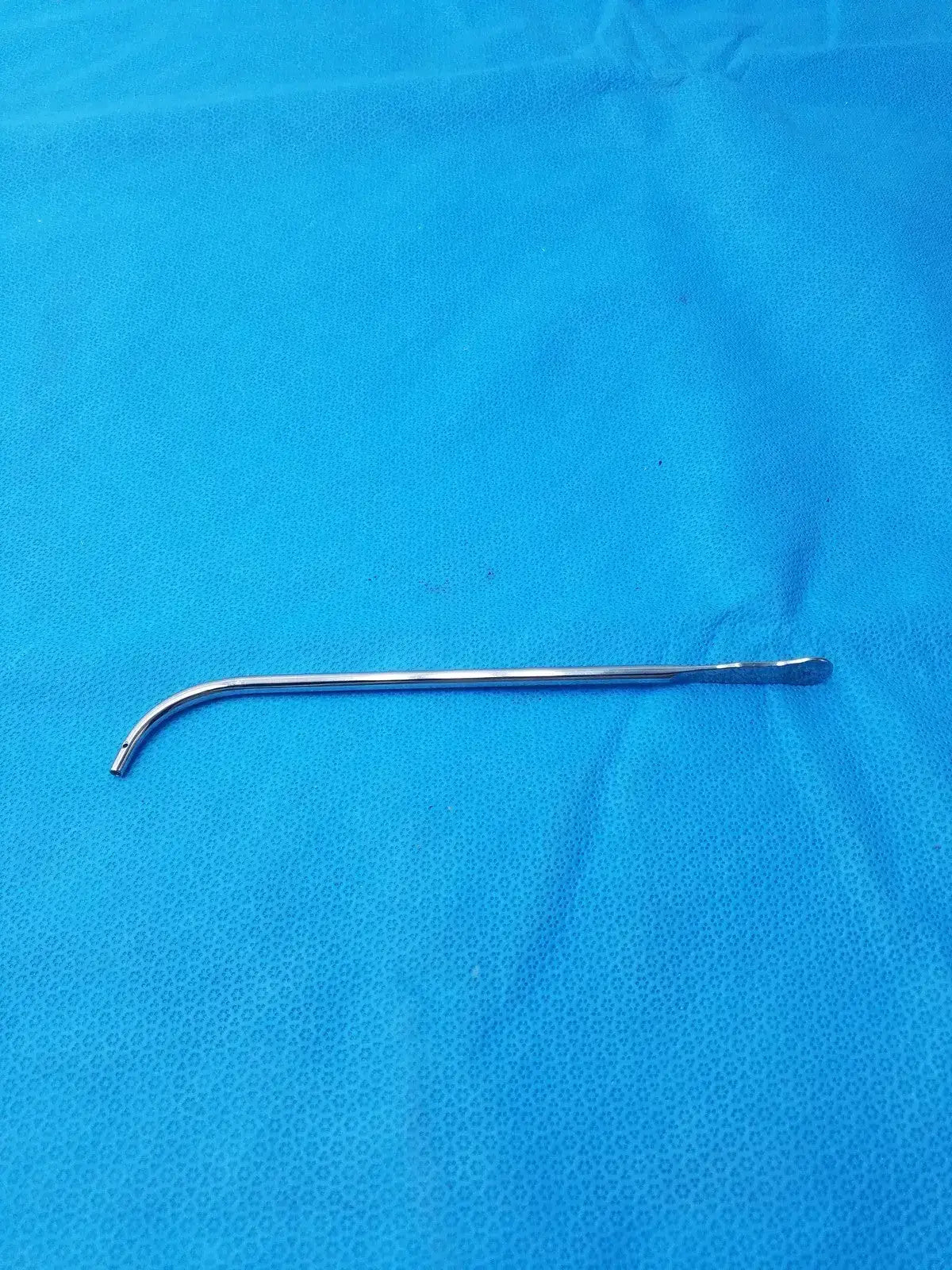 V. Mueller XFAT05 GUB100 Stainless Steel Curved Surgical Instrument