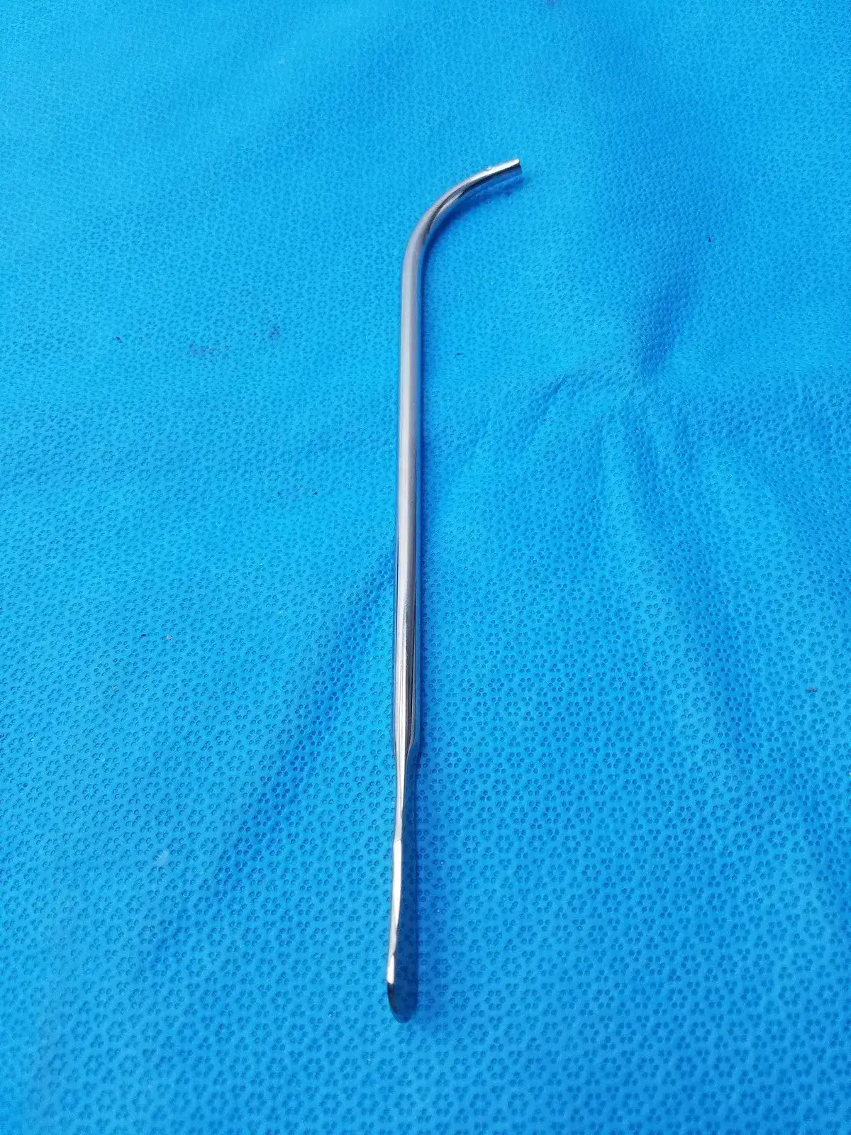 V. Mueller XFAT05 GUB100 Stainless Steel Curved Surgical Instrument