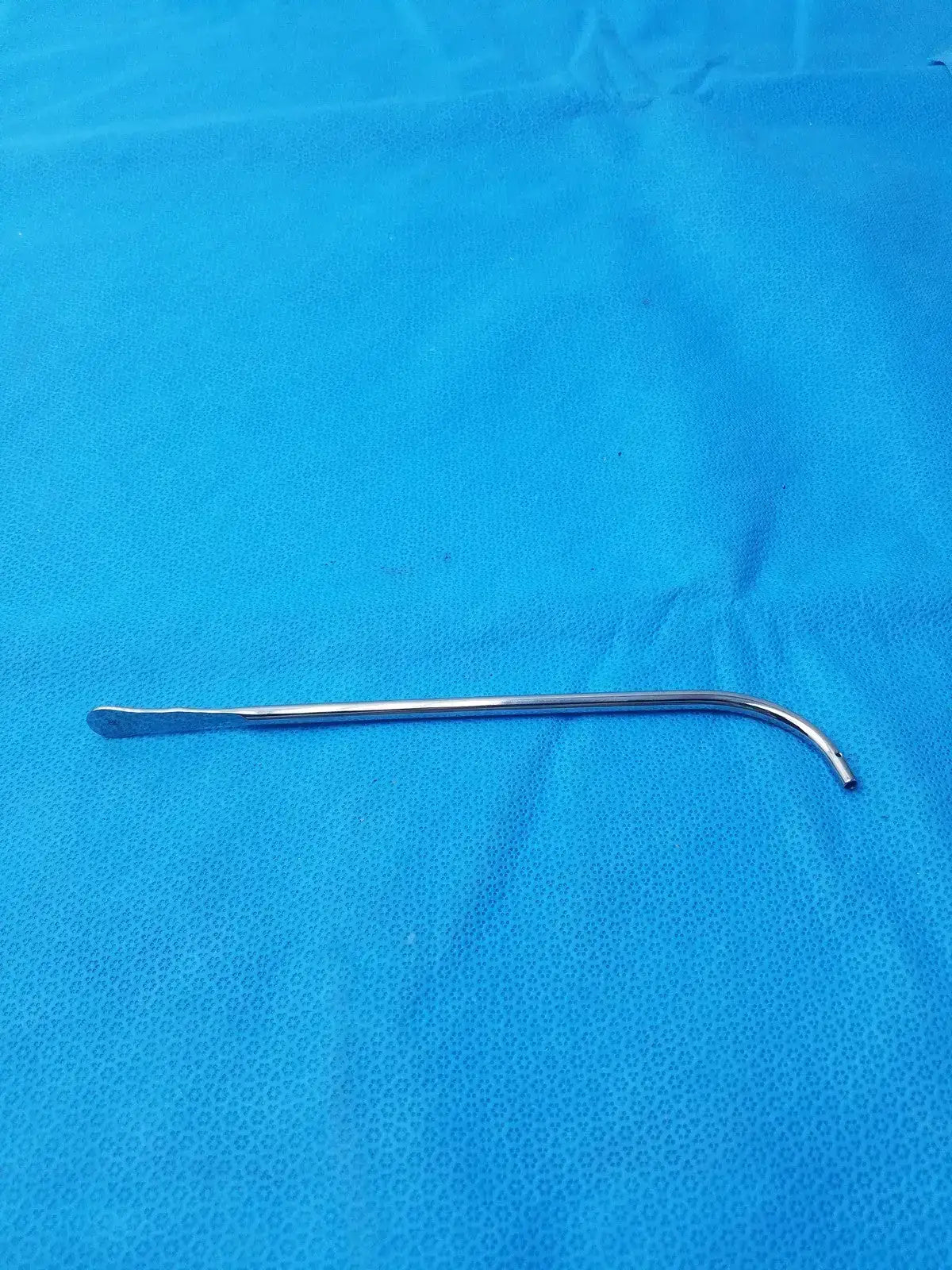 V. Mueller XFAT05 GUB100 Stainless Steel Curved Surgical Instrument