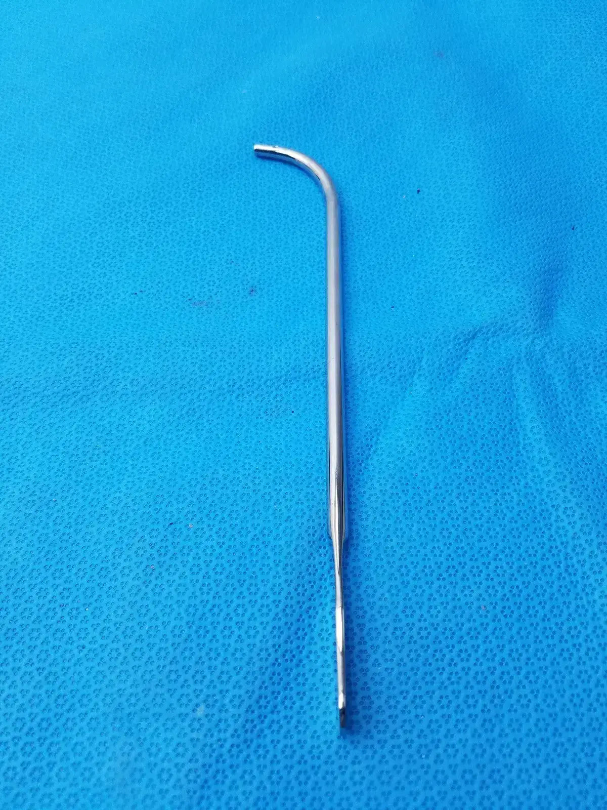 V. Mueller XFAT05 GUB100 Stainless Steel Curved Surgical Instrument