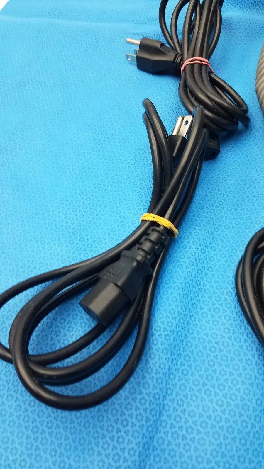Vacuum Cleaner Hose Tool – Carpet & Floor Cleaning Accessory Preowned