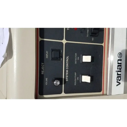Vacuum Leak Detector with Turbo Pump – Used