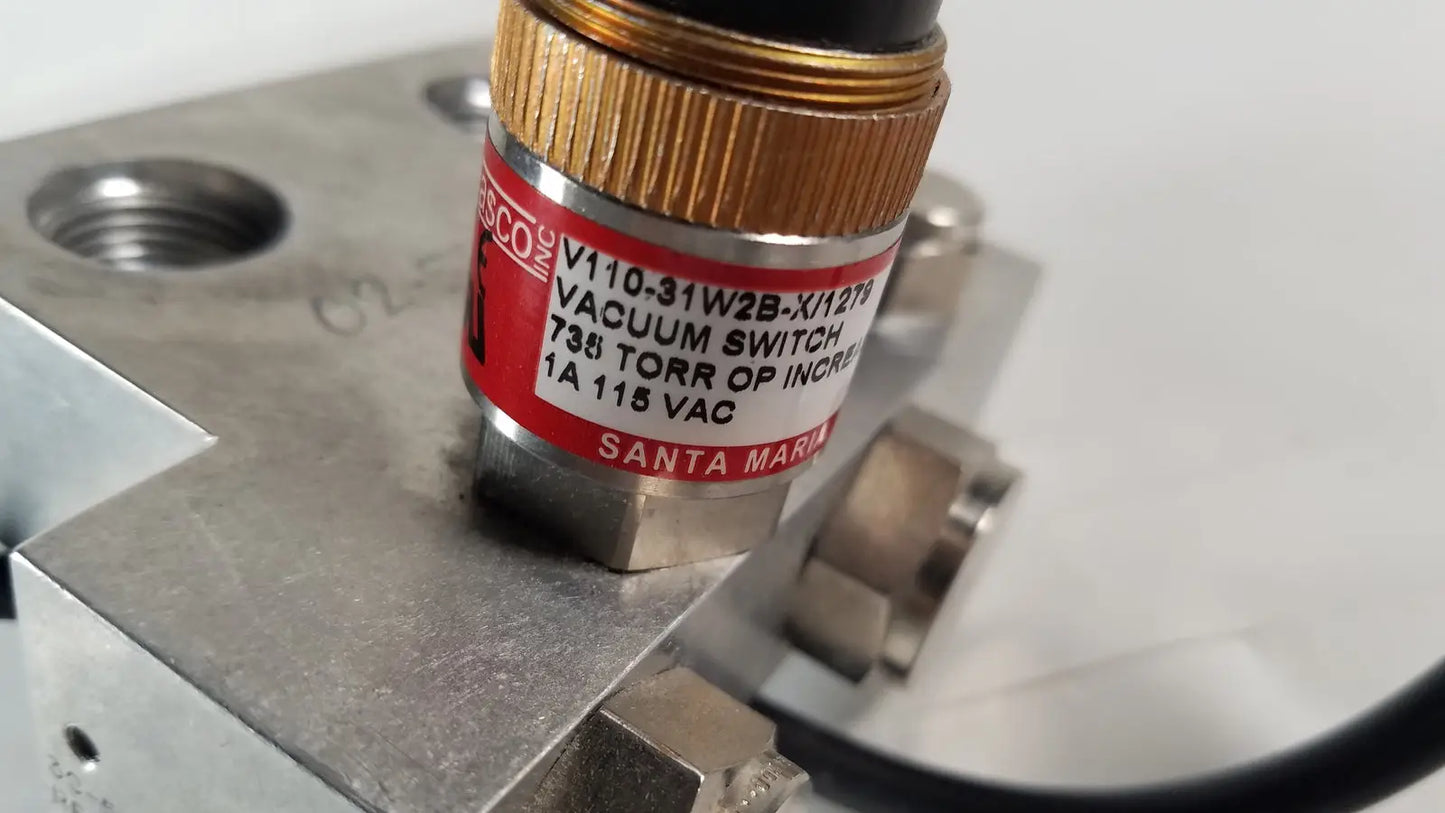Vacuum Switch 735 Torr OP Increasing V110,31W2B-X/1279 With Base