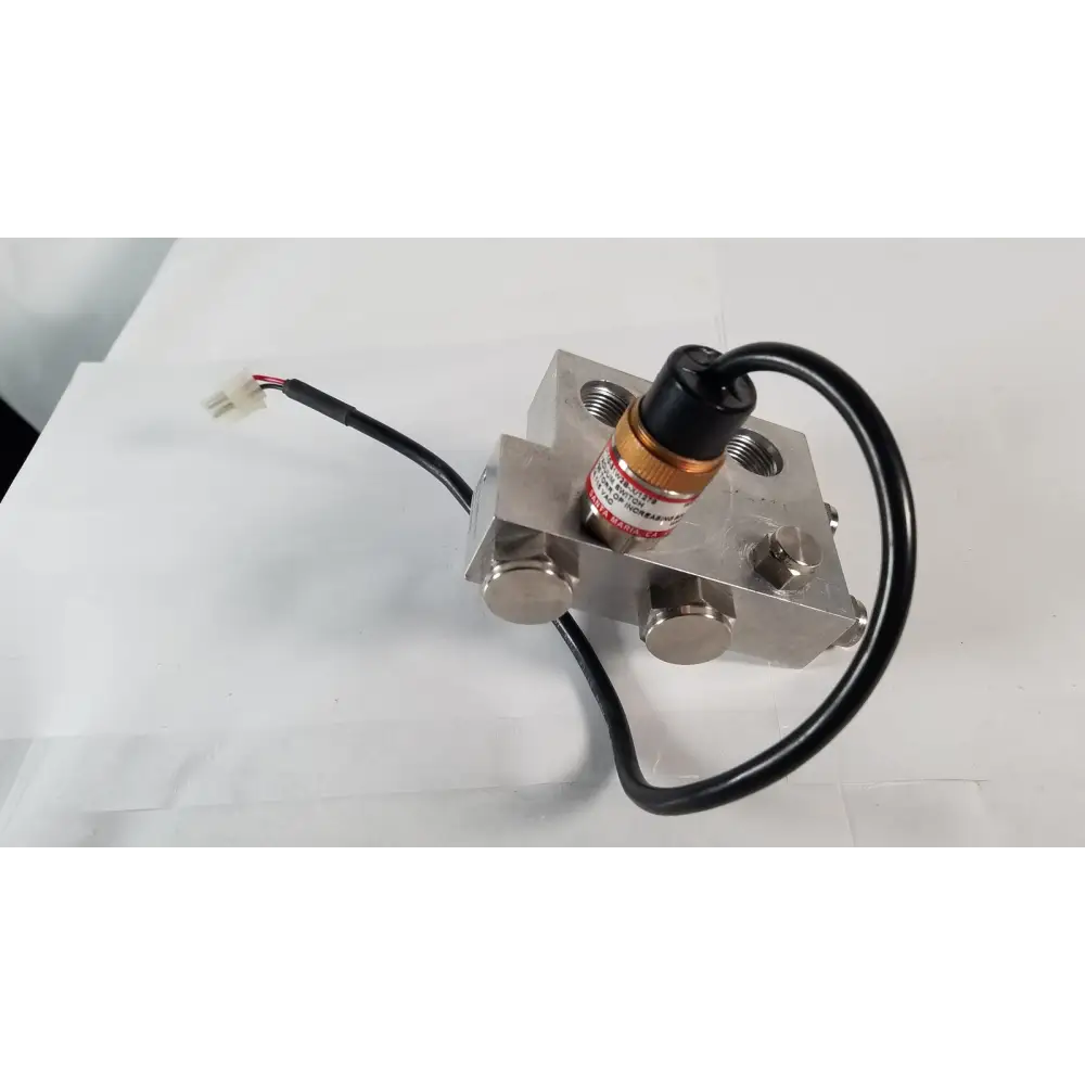 Vacuum Switch 735 Torr OP Increasing V110,31W2B-X/1279 With Base