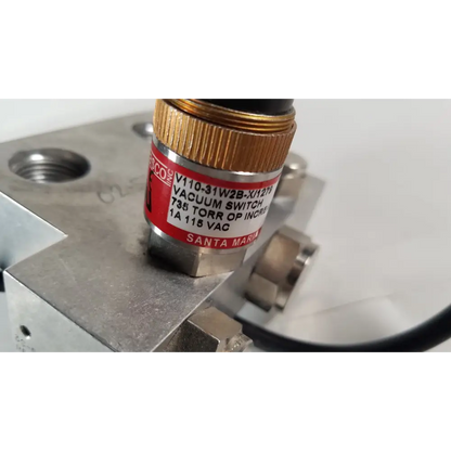 Vacuum Switch 735 Torr OP Increasing V110,31W2B-X/1279 With Base