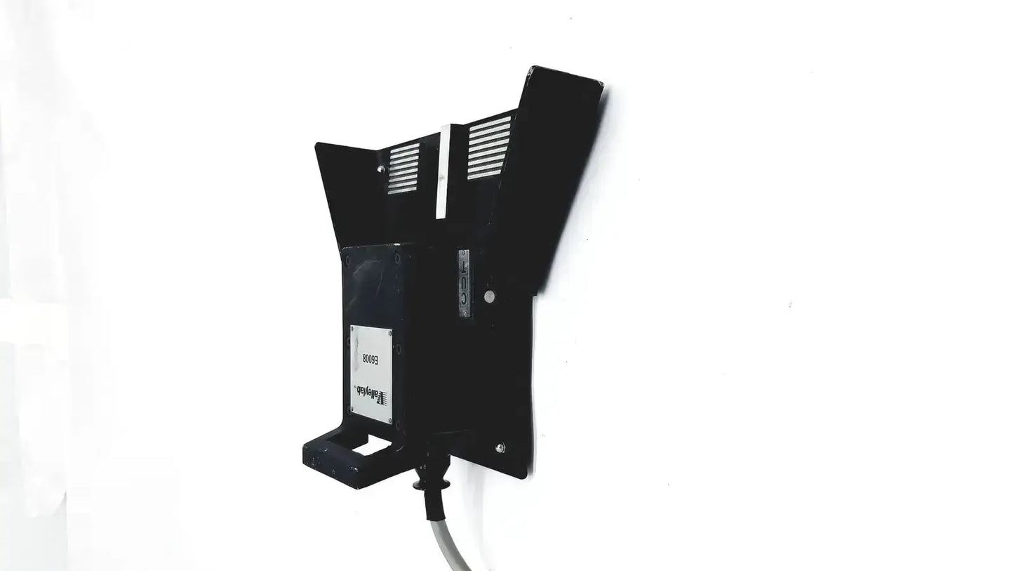 Black valleylab covidien e6008 electrosurgical monopolar footswitch with slotted vents and sunny brand label visible