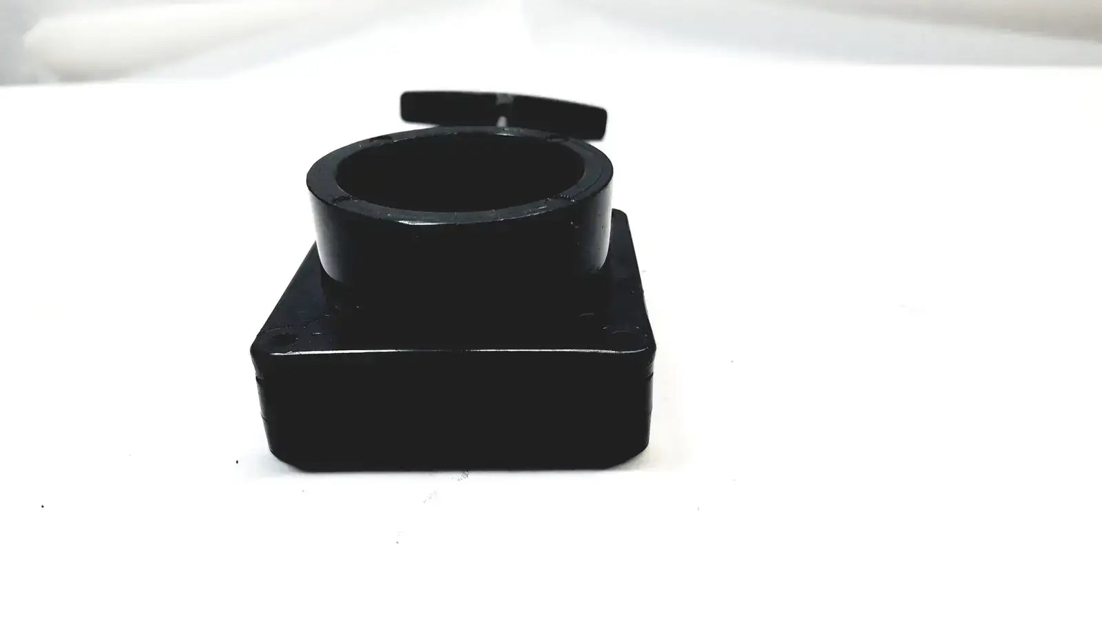 Valterra 1 1/2’’ Gate Valve RV Drain Sewer Waste Assembly