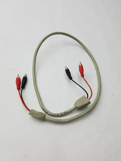 VCR BK CH1/L RD: CH2/R 2 Sided Black and Red Battery Pin Cable
