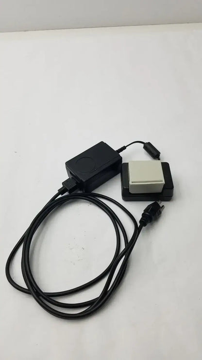 Verathon BladderScan BVI 3000 Battery 0400-0039 & Charger 0400-0036 - Medical Equipment Accessory