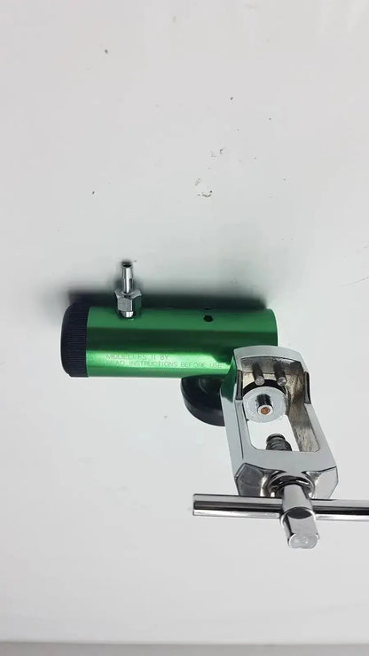 Victor medical air pressure regulator FS II 8Y is a green cylindrical medical air regulator with chrome fittings and a black knob