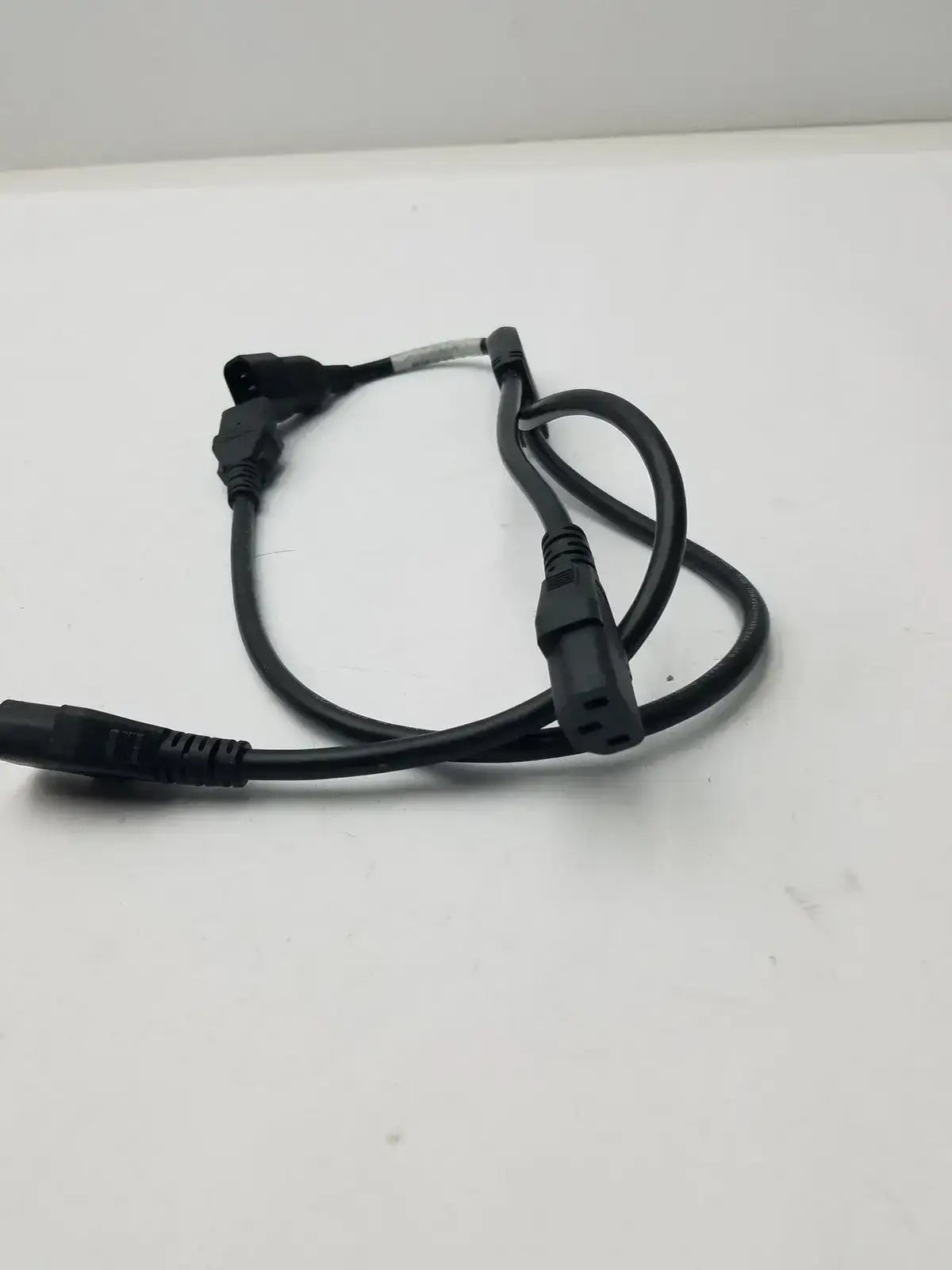 Volex V1625 10A 125V SMI 3 Pin Male to - Female Power Cable