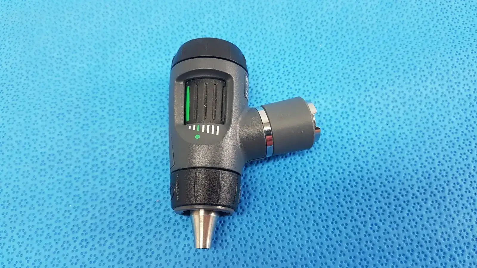 Welch Allyn 23810 MacroView 3.5V Fiber-Optic Otoscope – Clinical Examination