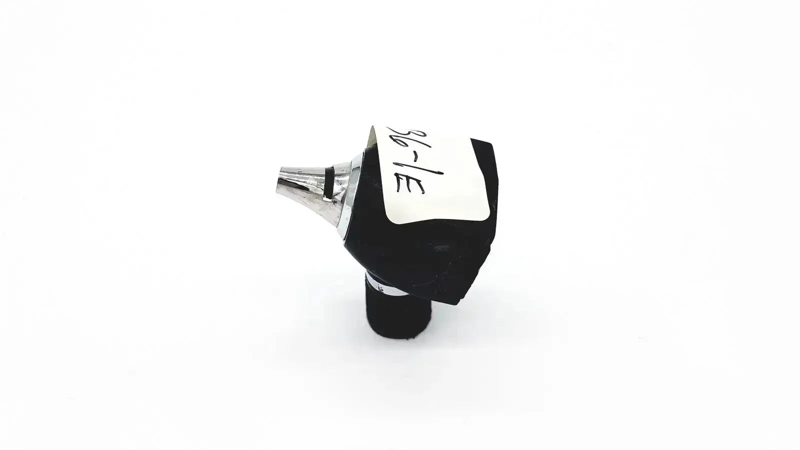 Welch allyn 25020 silver-tipped otoscope ophthalmoscope head with black rubber grip and white label 86-1e