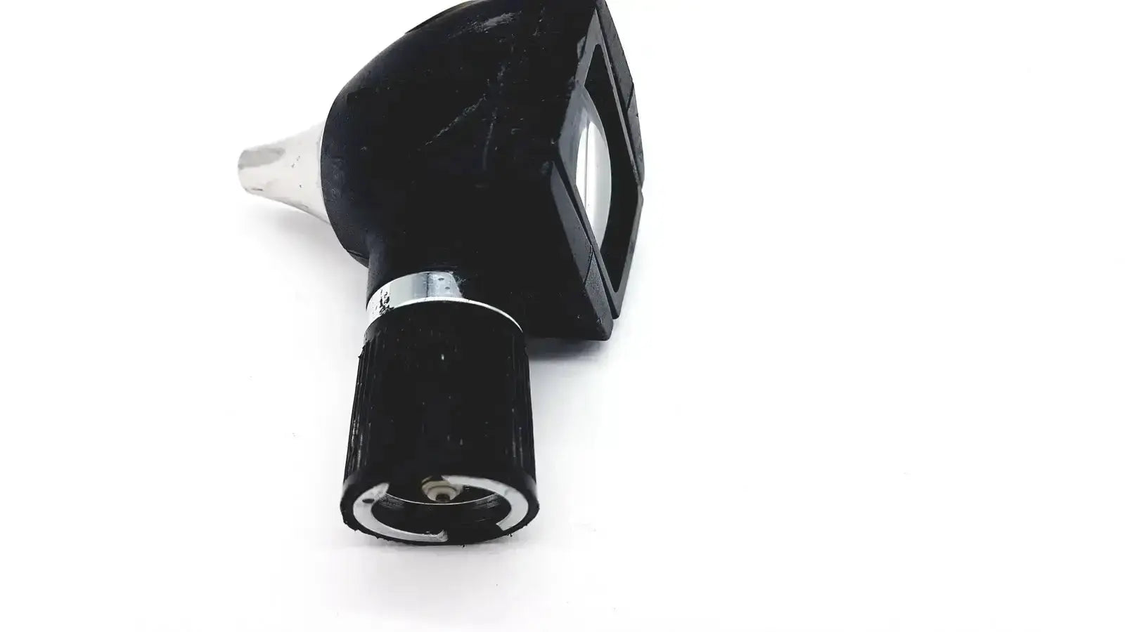 Black rubber-tipped welch allyn 25020 otoscope ophthalmoscope head with metallic handle and adjustable focus ring