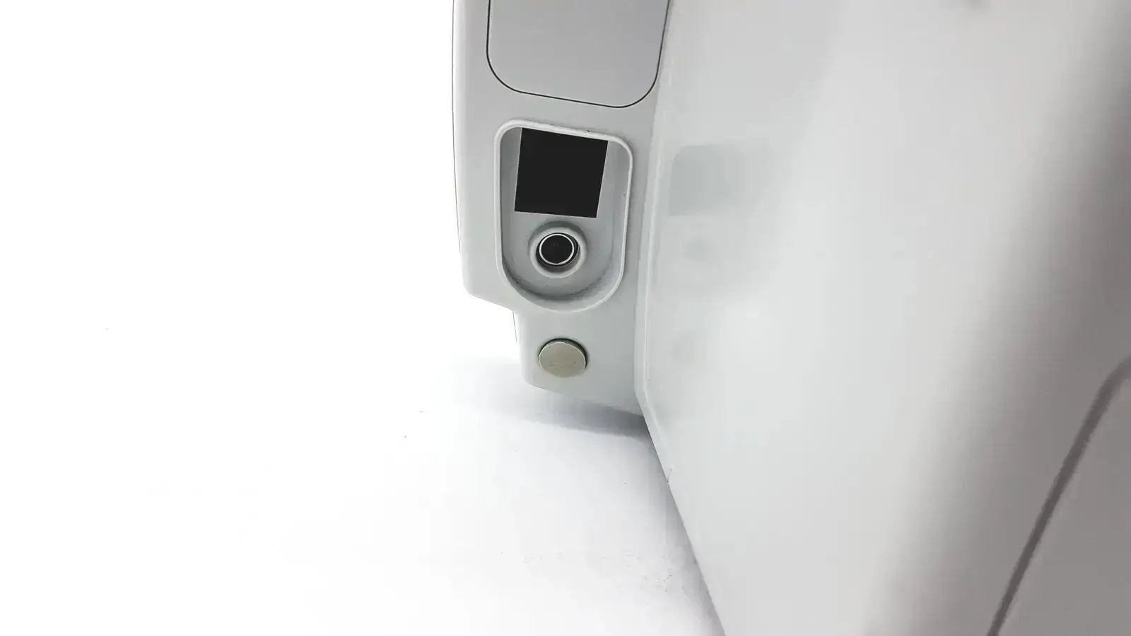 White plastic welch allyn 53000 series vital signs monitor with small black screen and circular port untested