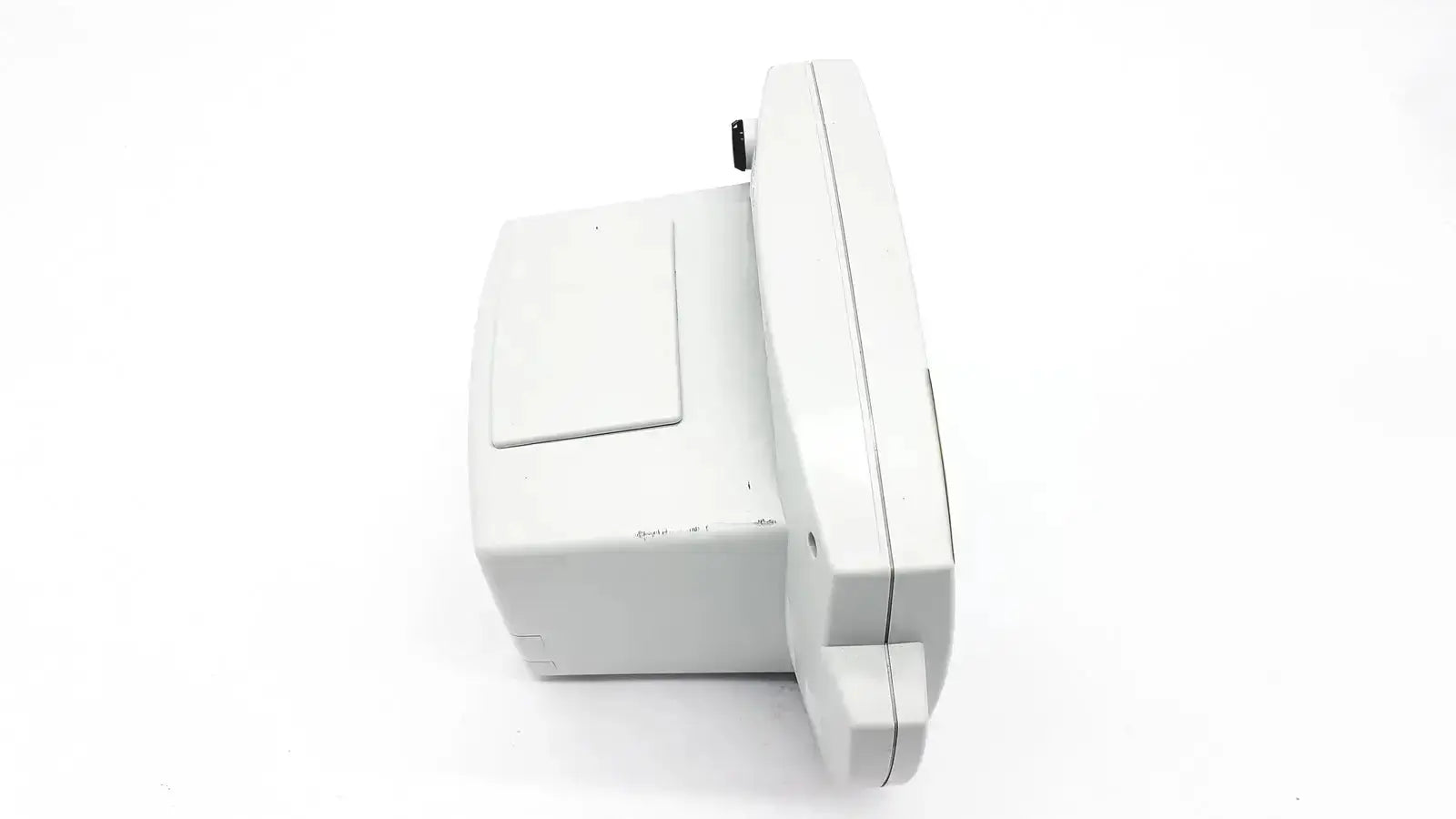 White plastic vital signs monitor with sleek modern design and smooth curves welch allyn 53000 series untested