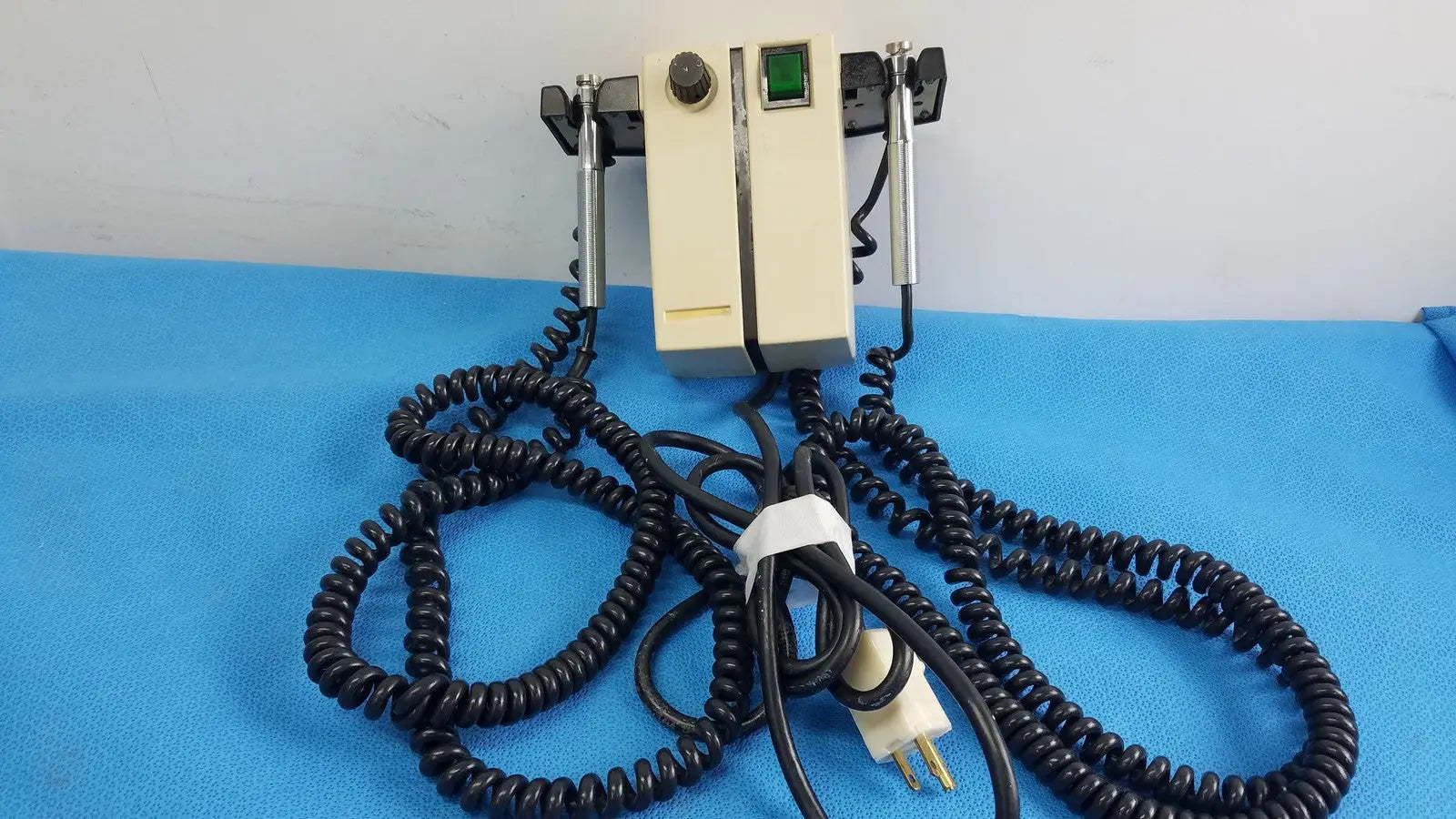 Welch Allyn 74710 Wall Transformer Unit with Two 3.5V Handles