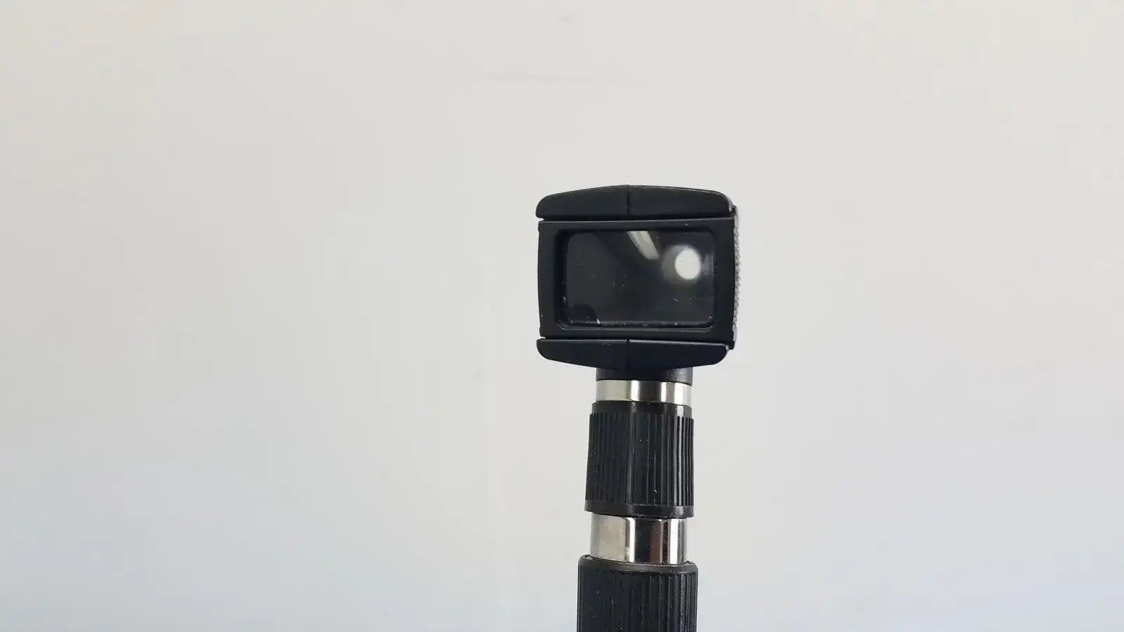Welch Allyn 767 Series Wall Transformer with 11720 Ophthalmoscope & Otoscope