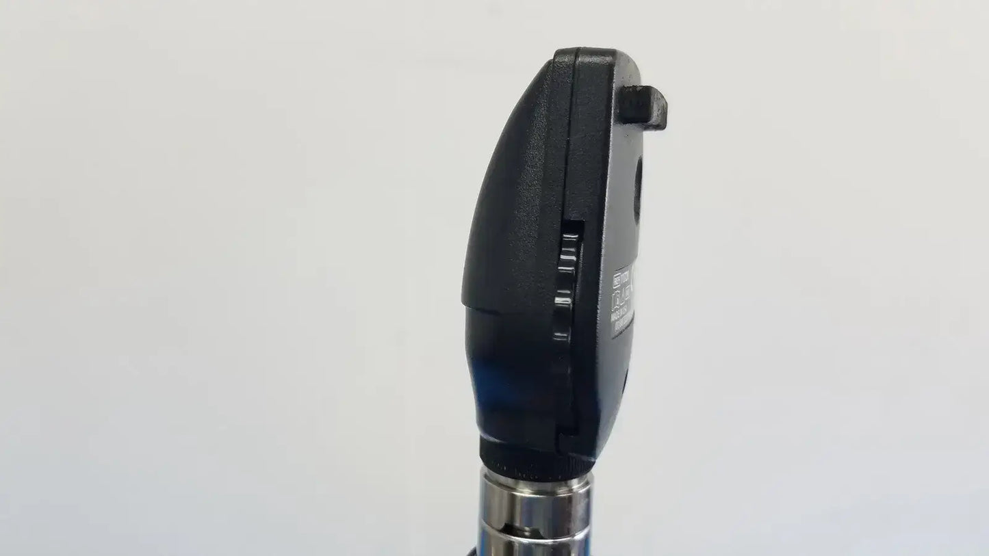 Welch Allyn 767 Series Wall Transformer with 11720 Ophthalmoscope & Otoscope