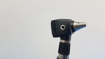 Welch Allyn 767 Series Wall Transformer with 11720 Ophthalmoscope & Otoscope