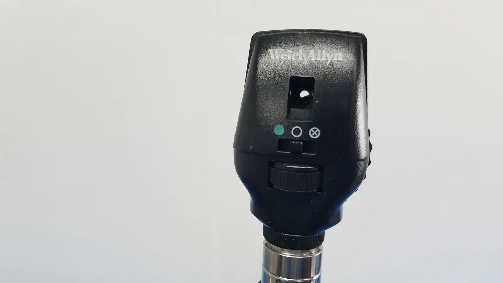 Welch Allyn 767 Series Wall Transformer with 11720 Ophthalmoscope & Otoscope