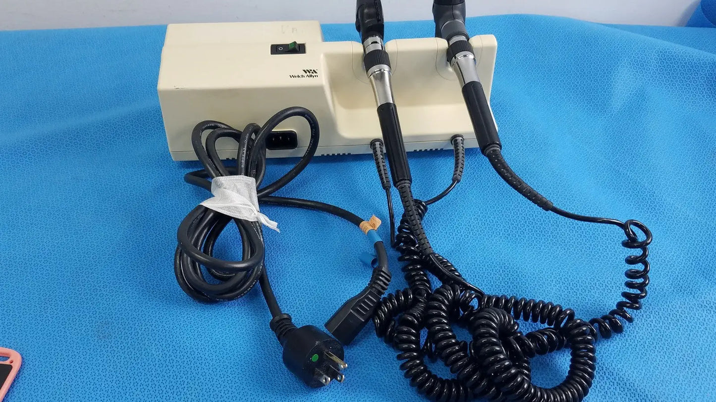 Welch Allyn 767 Series Wall Transformer With  Heads Ophthalmoscope & Otoscope